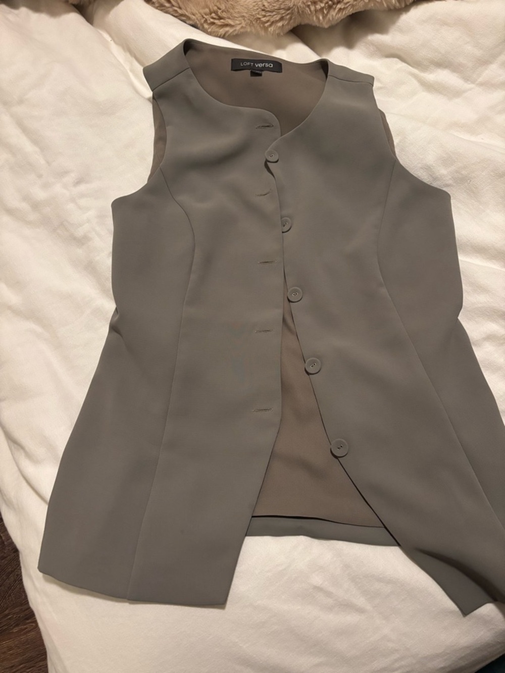 LOFT versa Tailored Sleeveless Button Vest - Green